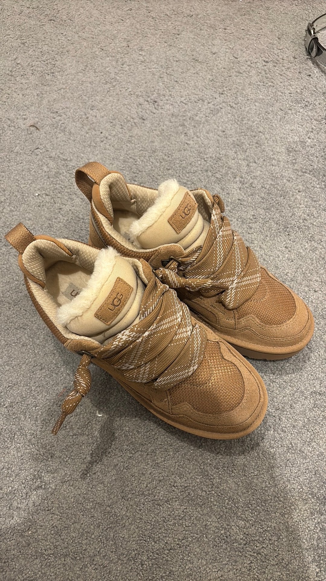 originele uggs maat 41, Ophalen, Zo goed als nieuw, Jongetje of Meisje, Schoentjes