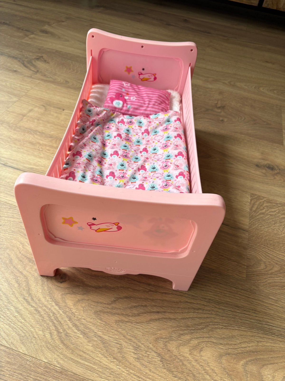 Baby Born bedje, Kinderen en Baby's, Speelgoed | Poppen, Ophalen, Zo goed als nieuw, Babypop
