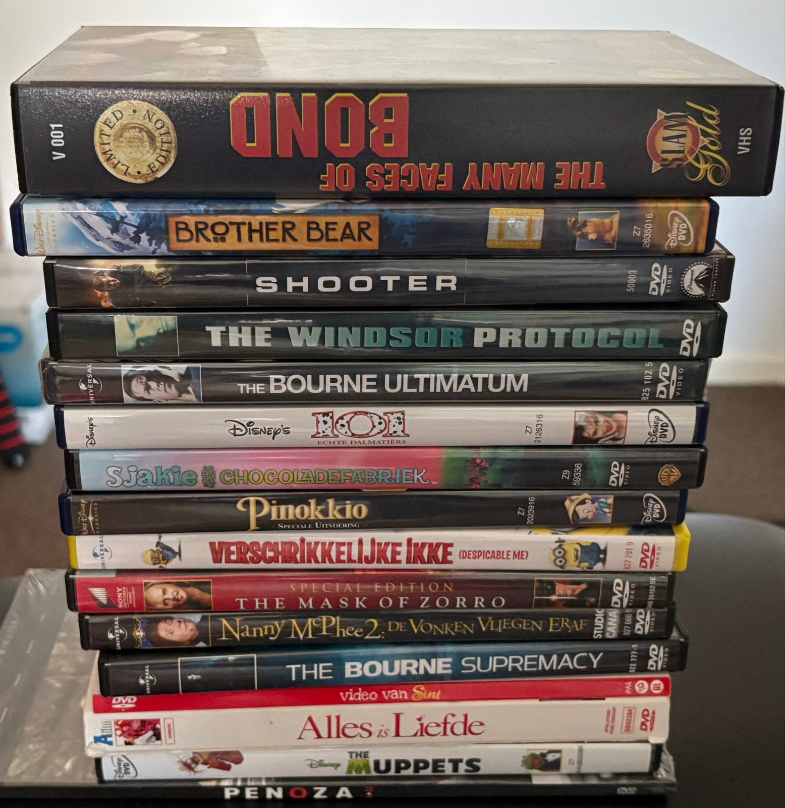 Verschillende DVD's (en VHS): Actie, Familie & Meer, Gebruikt, Alle leeftijden, Inclusief doosje, Nederlands
