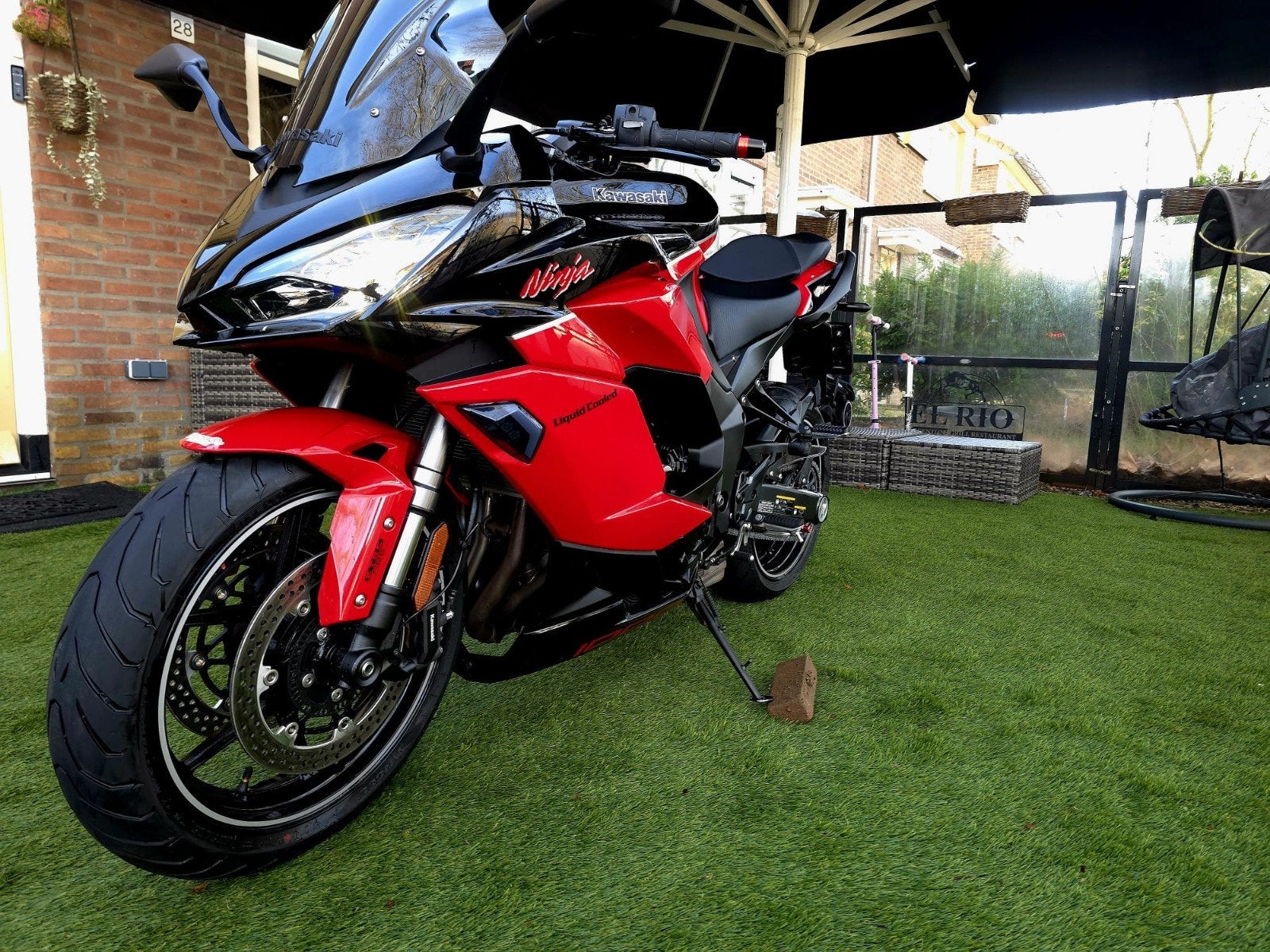 Kawasaki Ninja 1000SX 2024 - Nieuwstaat, Slechts 900 km!, Particulier, Sport