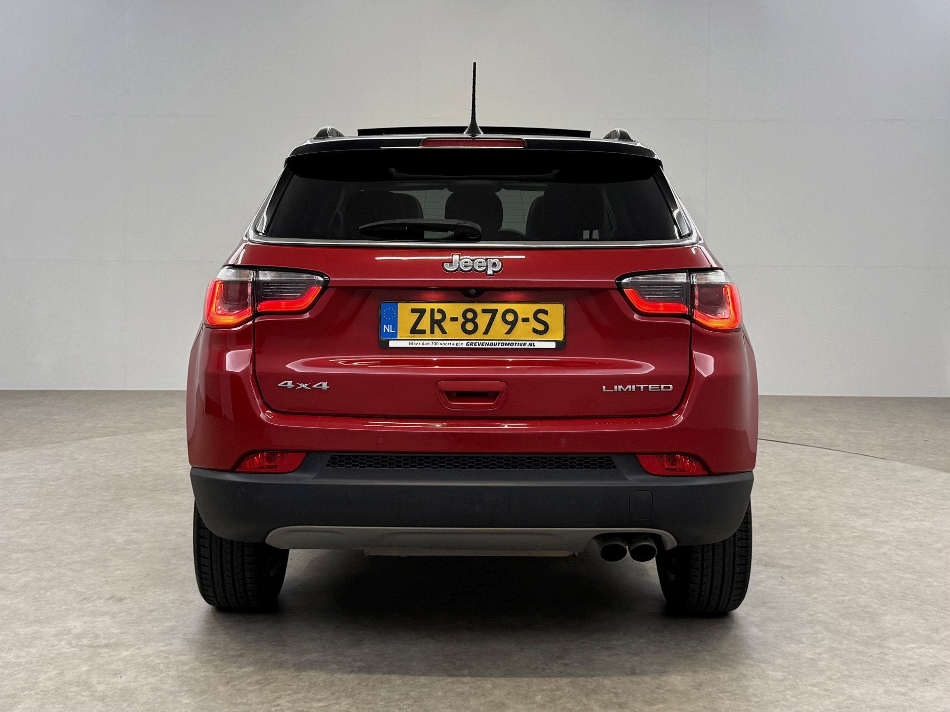 Foto 9 van Jeep Compass 1.4 MultiAir Limited 4x4 170PK | Pano | Beats A