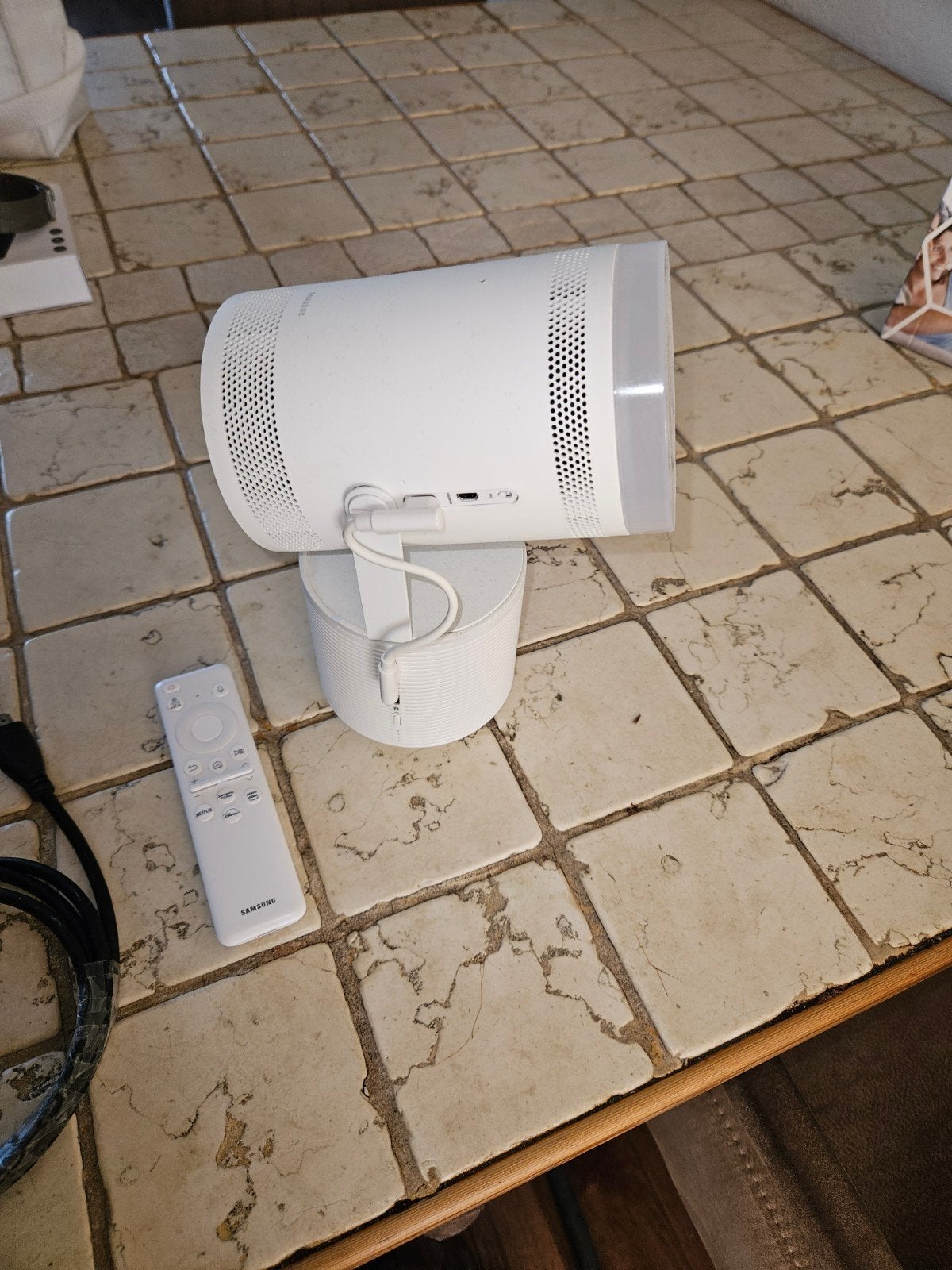 Samsung The Freestyle (SP-LSP3BLAXXE) Smart Projector, LED, Ophalen of Verzenden, Zo goed als nieuw, Samsung