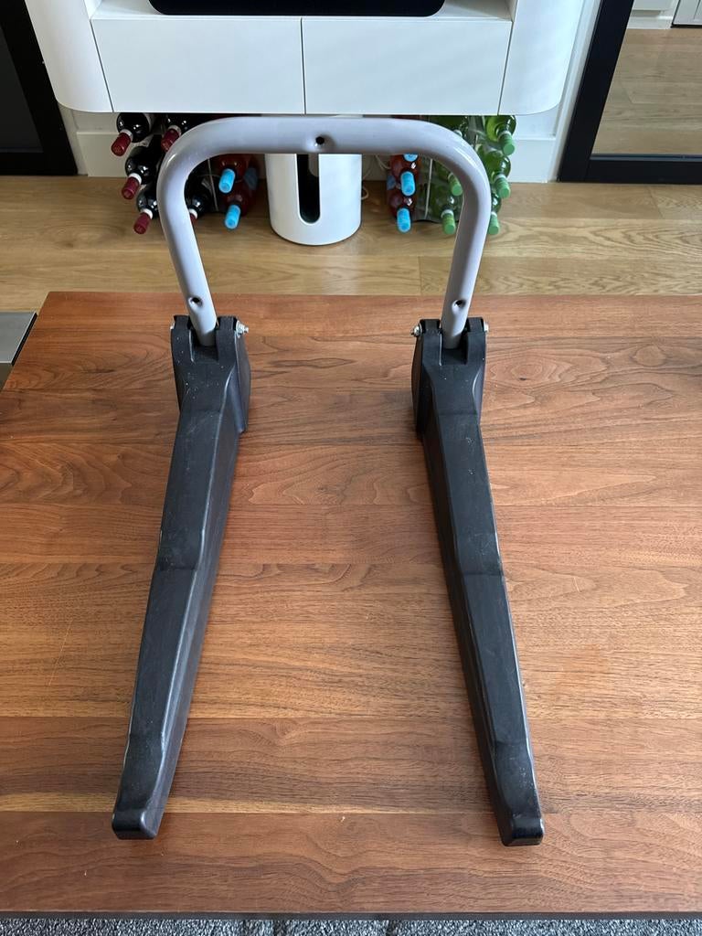Wandbeugel voor 2 fietsen, Fietsen en Brommers, Ophalen of Verzenden, Zo goed als nieuw