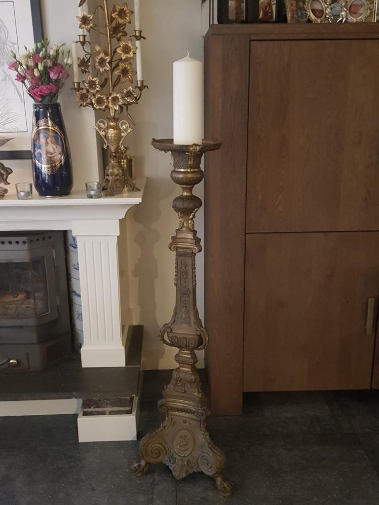Prachtige antieke 1.30 mtr hoge Franse kerk kandelaar, Antiek en Kunst, Ophalen, Koper of Brons
