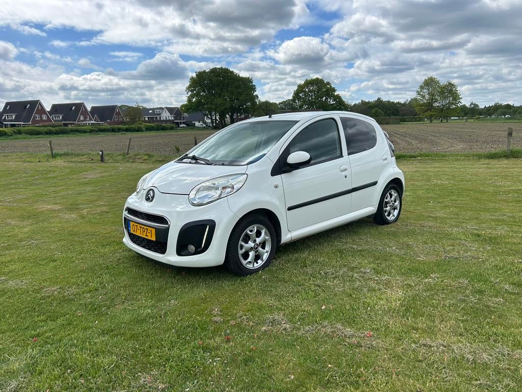 Citroën C1 1.0i 68PK 5D 2012 Wit Nieuwe Apk, Voorwielaandrijving, Euro 5, Stof, Zwart
