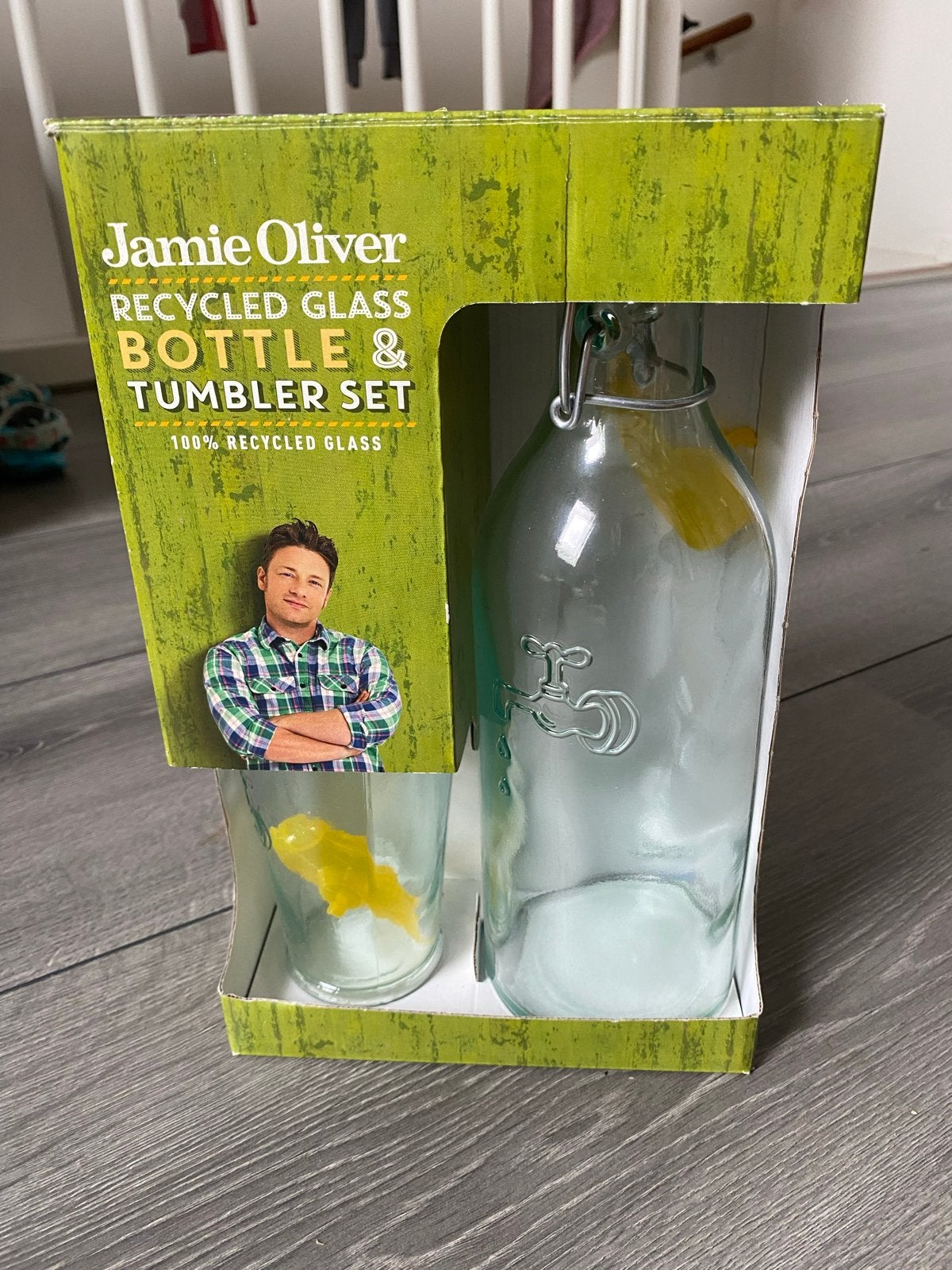 Jamie Oliver Gerecyclede Glazen Fles & Tumbler Set, Nieuw, Ophalen of Verzenden, Meerkleurig, Overige merken