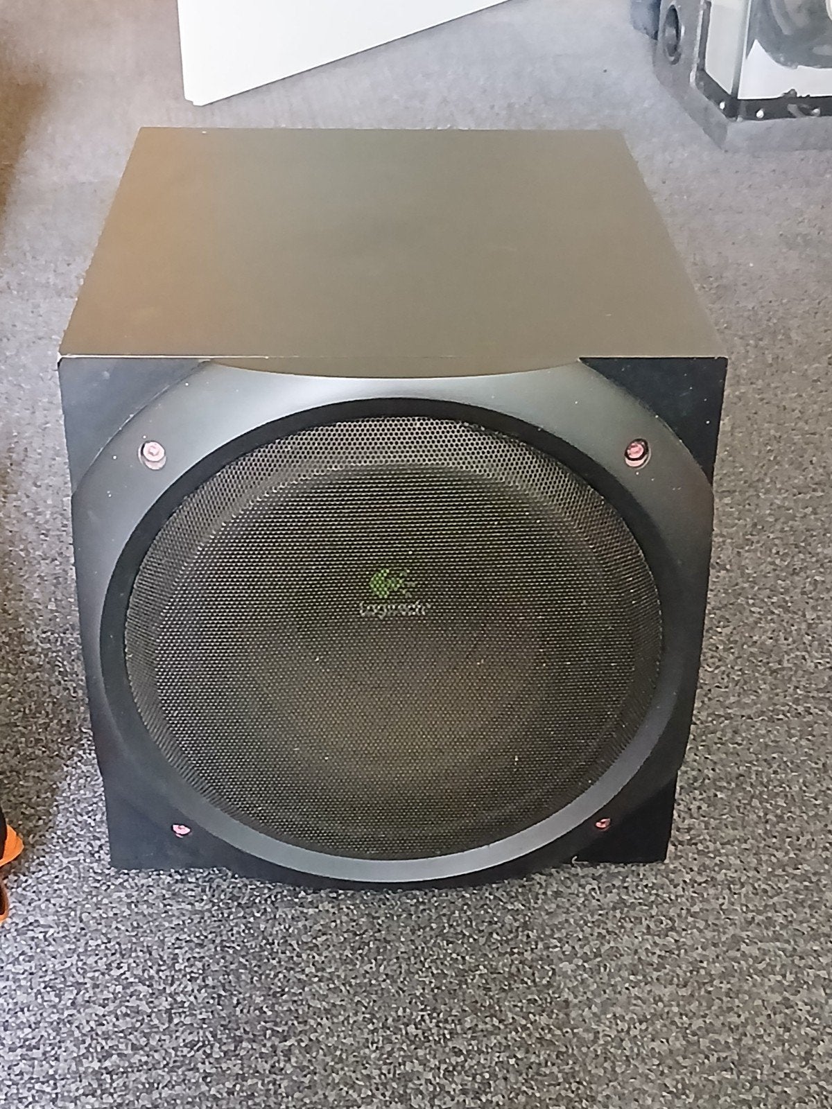Logitech Z-5500 Digital Subwoofer, 150 watt of meer, Gebruikt, Subwoofer, Verzenden