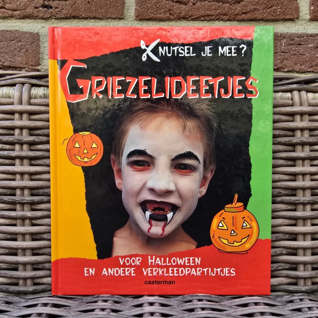 Halloween tip!👻 Griezelideetjes - schminken - knutselen, Ophalen of Verzenden, Zo goed als nieuw, Schmink, Halloween of Griezel
