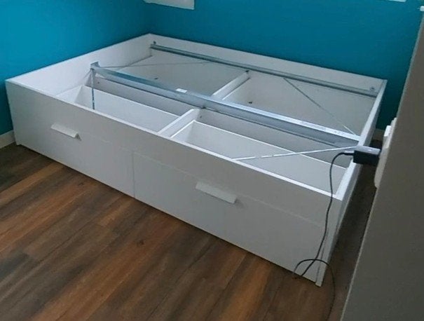 IKEA BRIMNES compleet bed met opberglades 140x200cm, Wit, Tweepersoons, Zo goed als nieuw, 200 cm