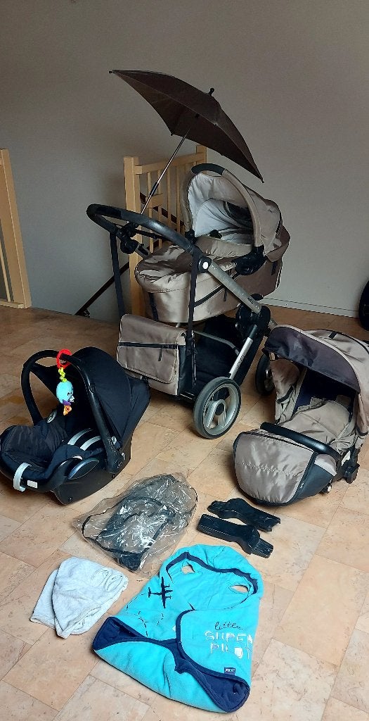 Mutsy Evo 3 in 1 set compleet + extras, in zeer goede staat, Kinderen en Baby's, Kinderwagens en Combinaties, Ophalen, Gebruikt