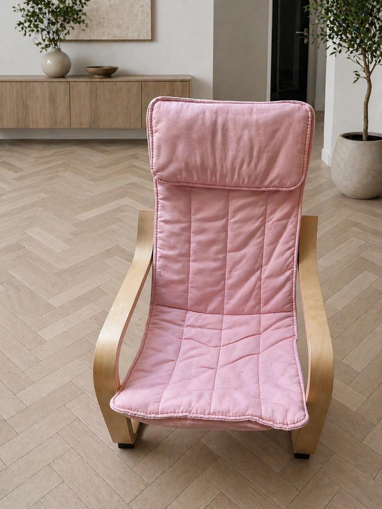 IKEA POÄNG Kinderfauteuil - Roze, zo goed als nieuw, Kinderen en Baby's, Kinderkamer | Tafels en Stoelen, Ophalen, Zo goed als nieuw