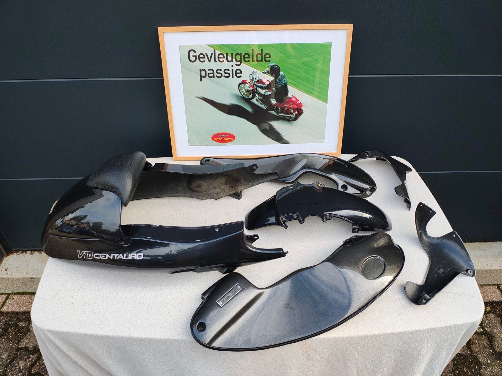 Moto Guzzi V10 Centauro kappenset zwart metalic, Motoren, Ophalen of Verzenden, Gebruikt
