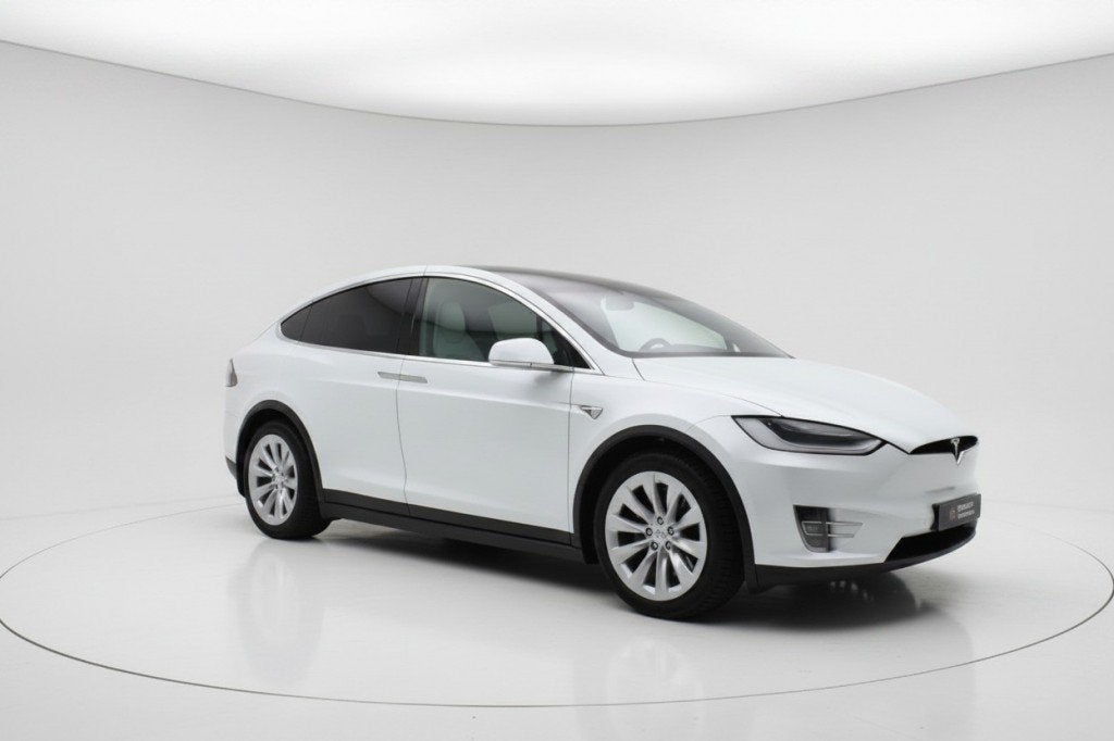 Tesla MODEL X 90D BASE 6P. LED, Navi, Camera, Trekhaak, Auto's, Automaat, Model X, Gebruikt, 124 €/maand