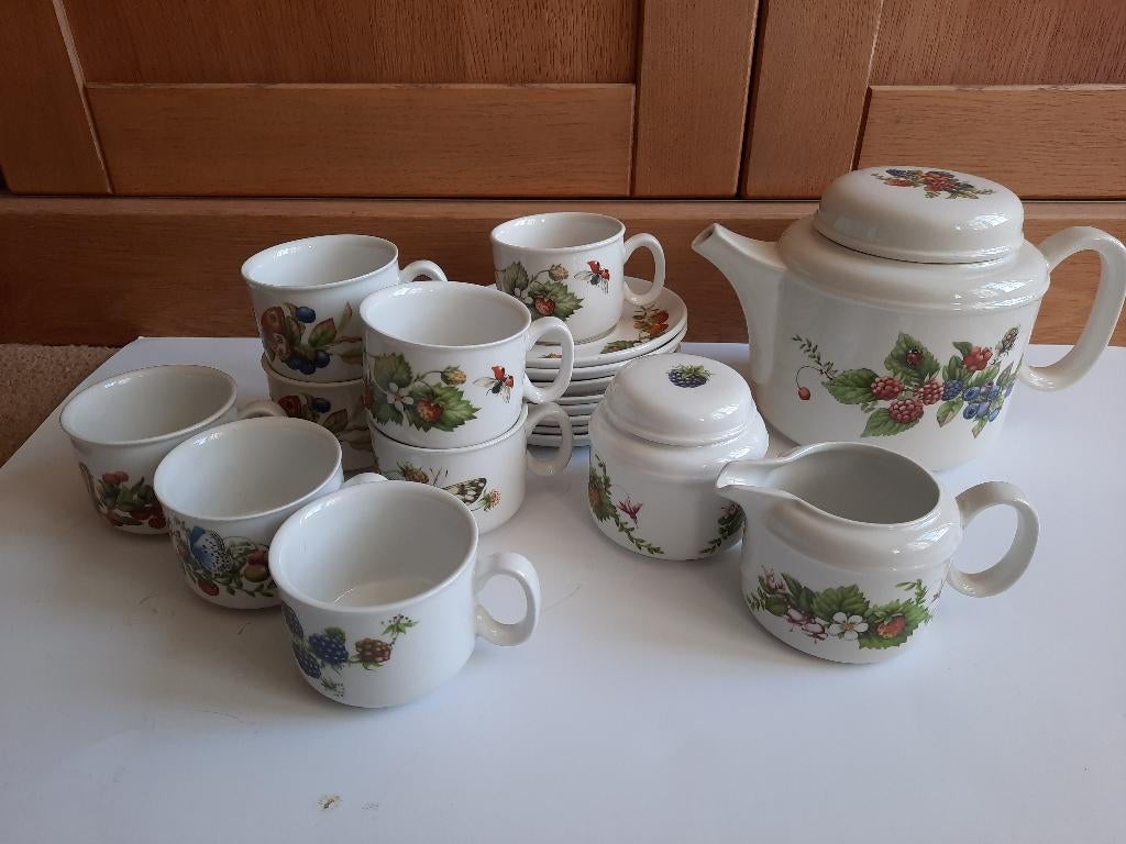 Koffie- of theeservies Libelle Marjolein Bastin fruitdecor, Ophalen of Verzenden, Zo goed als nieuw, Overige stijlen, Porselein