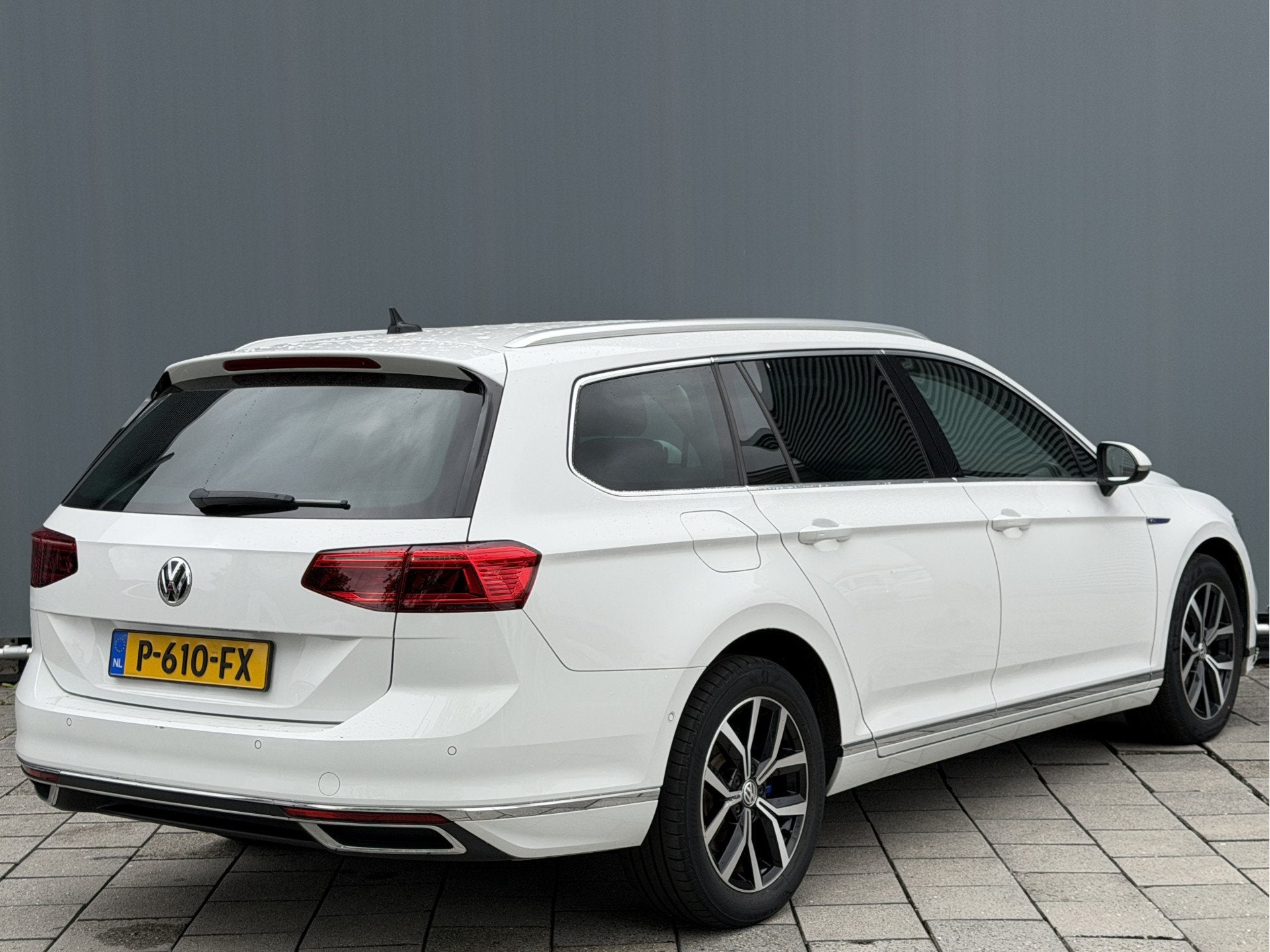 Volkswagen Passat Variant BWJ 2021 | 1.4TSI 218PK PHEV GTE B, Gebruikt, 4 cilinders, Automatische klimaatregeling, Wit