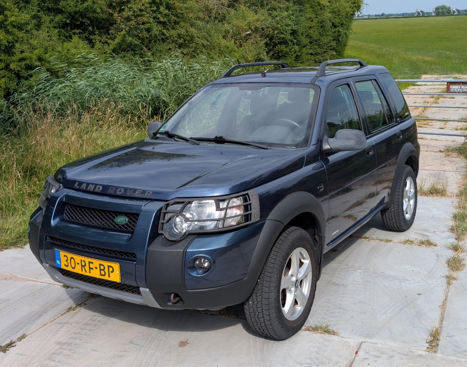 Land Rover Freelander 1.8 I 5DR 4WD 2005 Blauw, Auto's, Stoelverwarming, Zwart, 4 cilinders, 2000 kg