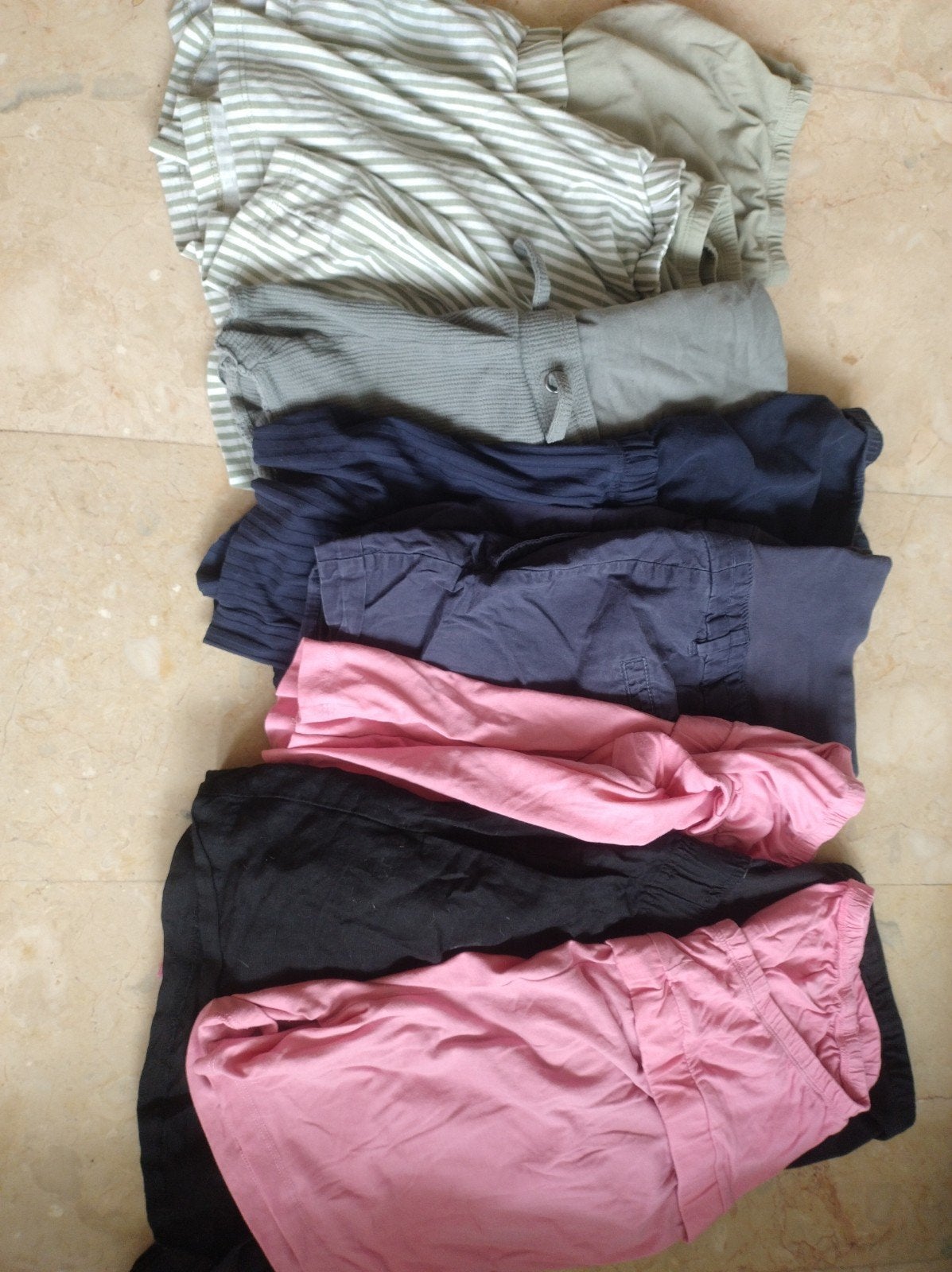 Zwangerschapskleding maat M/L korte broeken, Noppies, Esmara, H&M, Ophalen, Gedragen, Broek of Spijkerbroek