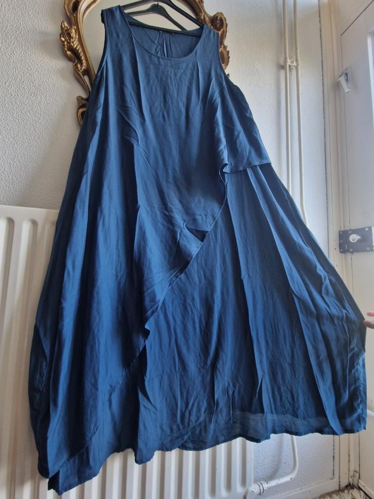 Grizas donker blauw zijden bamboe wijde lagen zomer jurk, Blauw, Jurk, Ophalen of Verzenden, Zo goed als nieuw