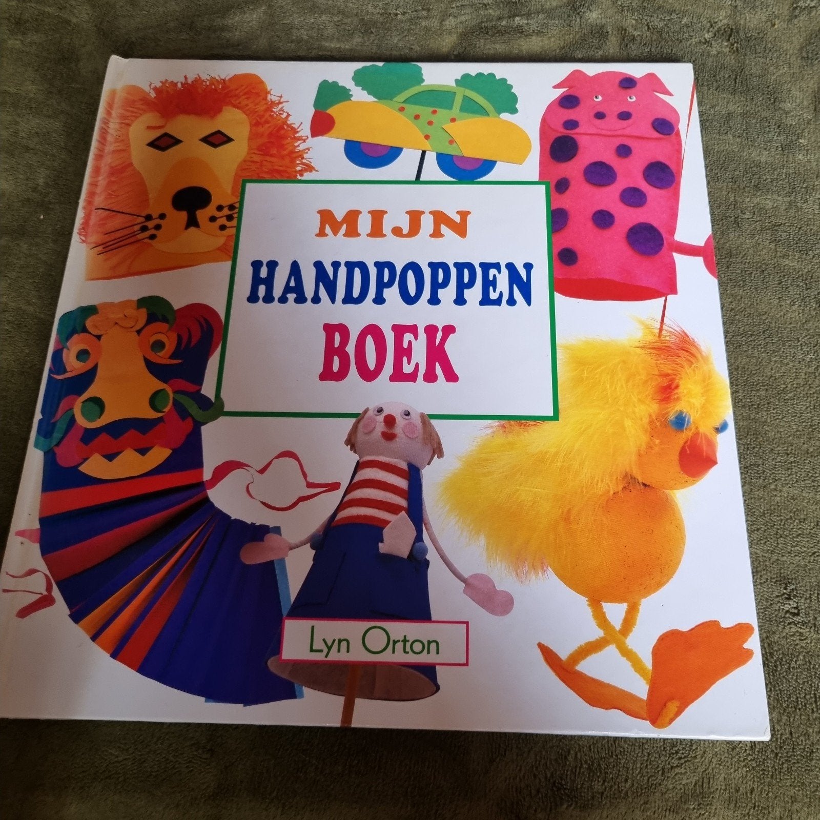 Mijn Handpoppen Boek - Lyn Orton, Boeken, Ophalen of Verzenden, Gelezen, Lyn Orton, Non-fictie