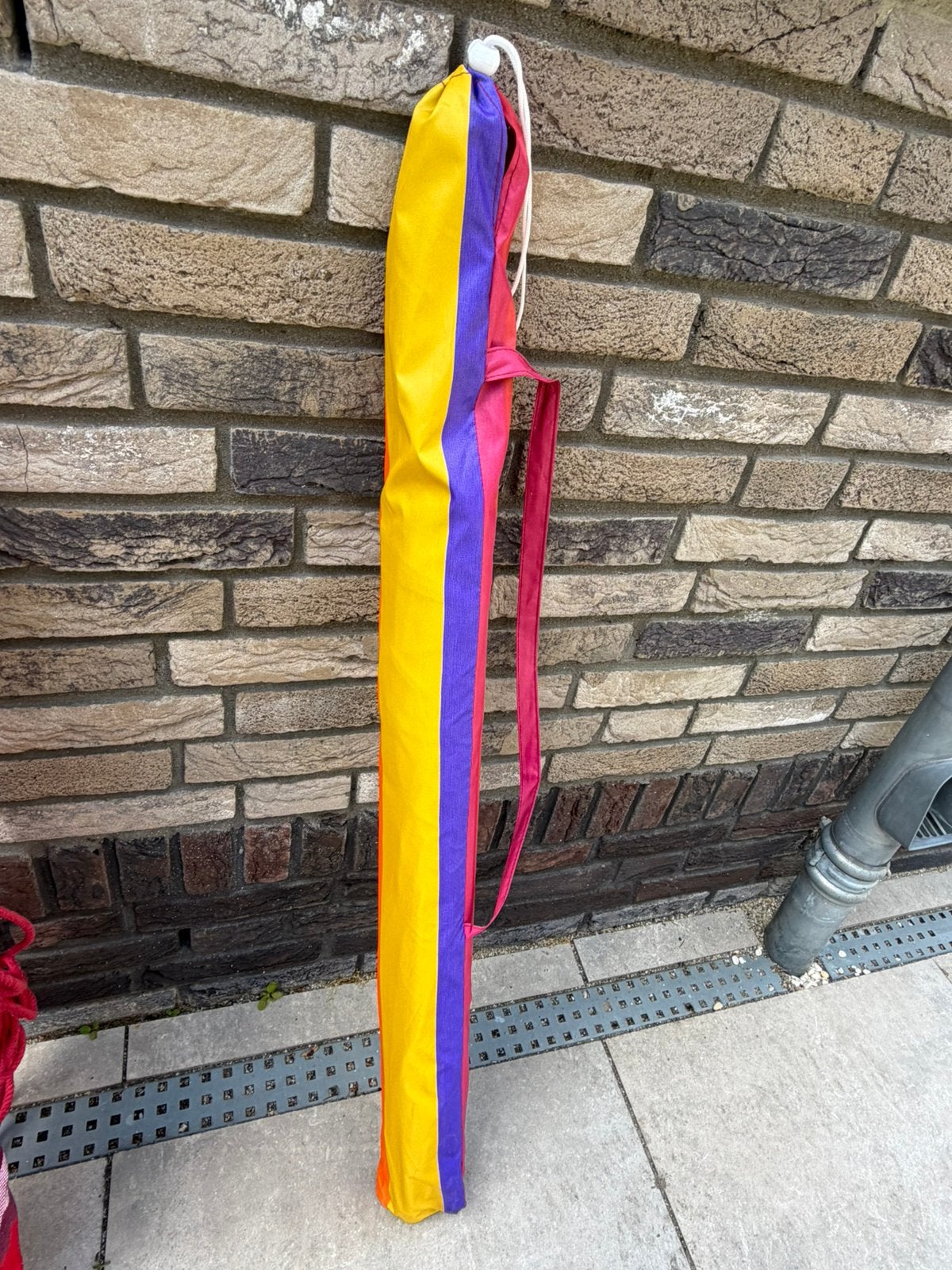 YES: veel kleurige parasol voor op het strand 5 EUR, Ophalen, Gebruikt