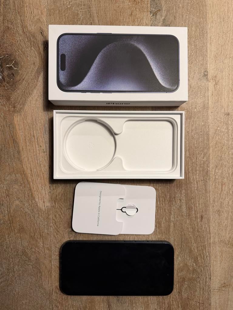 iPhone 15 Pro 128 GB Blauw Titanium - Zo goed als nieuw, Telecommunicatie, Mobiele telefoons | Batterijen en Accu's, Ophalen, Zo goed als nieuw
