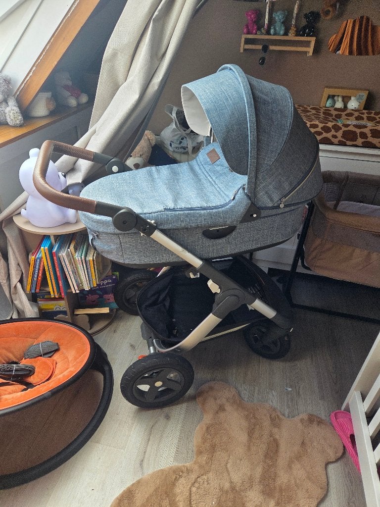 stokke kinderwagen, Zo goed als nieuw, Met autostoeltje, Ophalen, Kinderwagen
