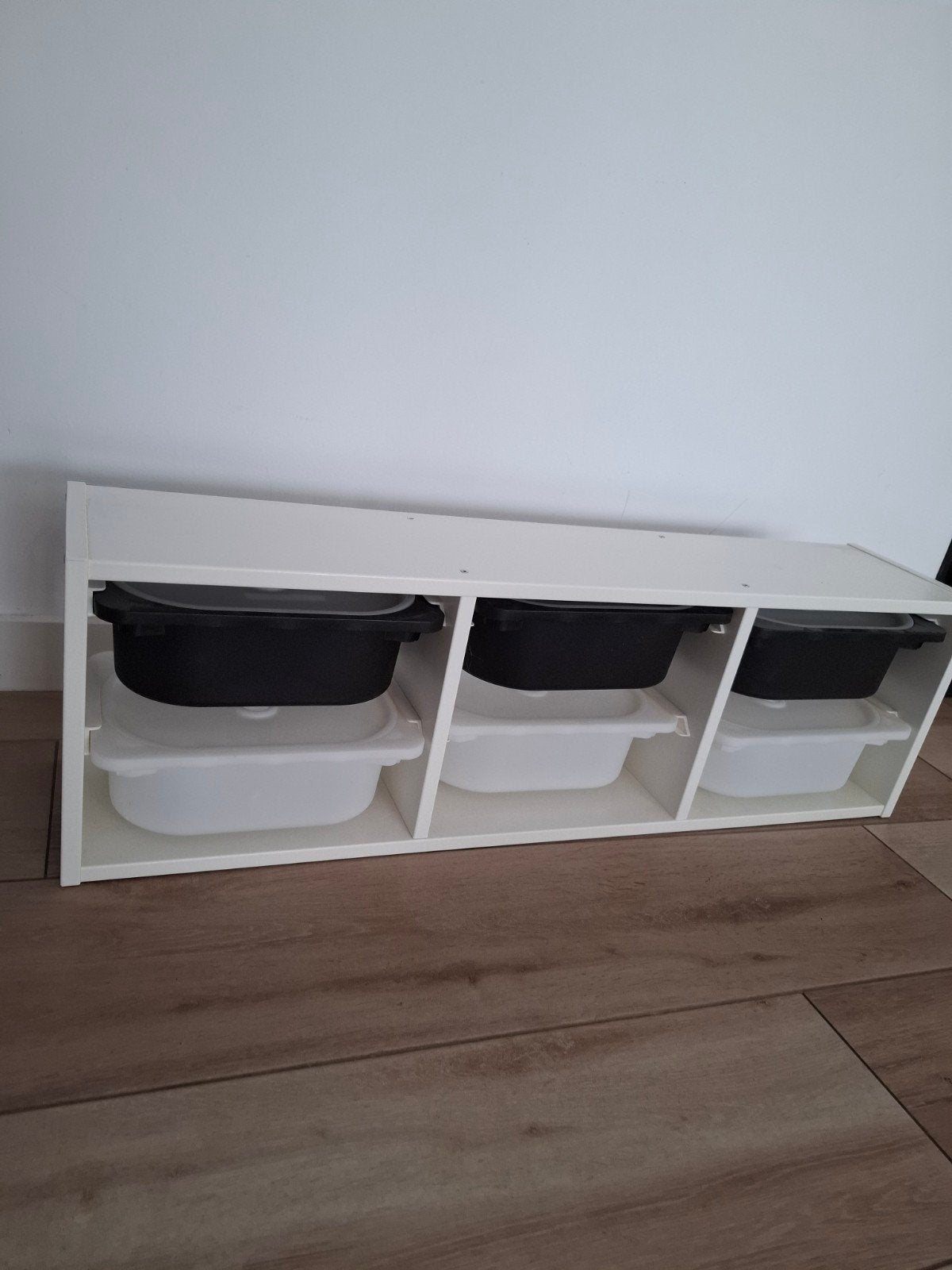 IKEA Trofast wandopberger met 6 bakken en deksels, Ophalen of Verzenden, Zo goed als nieuw, Minder dan 150 cm, Minder dan 25 cm