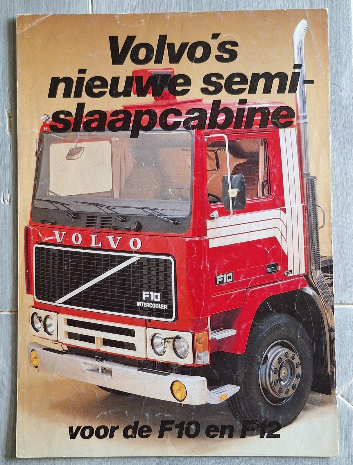 Volvo F10 F12 Semi-slaapcabine Brochure (1983), Ophalen of Verzenden, Zo goed als nieuw, Volvo, Volvo Truck Corporation