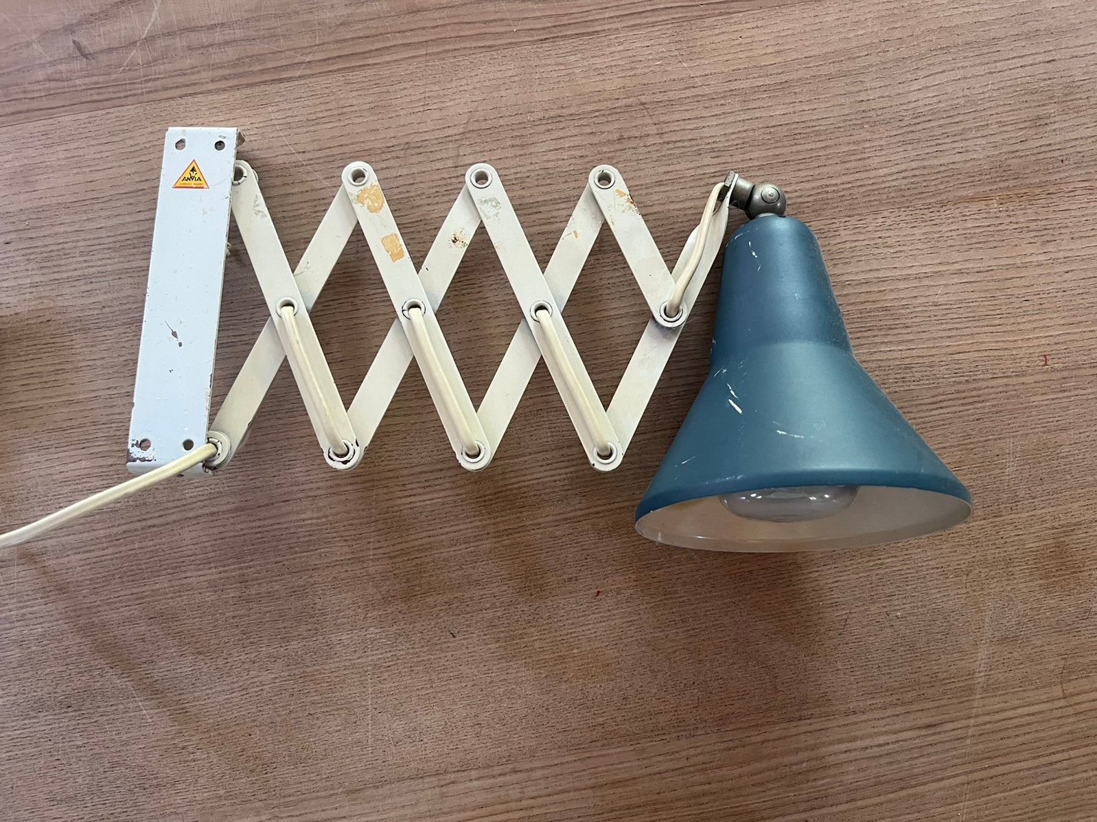 Anvia schaarlamp, Anvia, Wandlamp, Gebruikt, Blauw