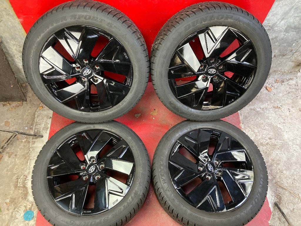 Winterbanden Hyundai Kona 2023 - 2026 215/55R18 Dunlop, 18 inch, ., Banden en Velgen, .