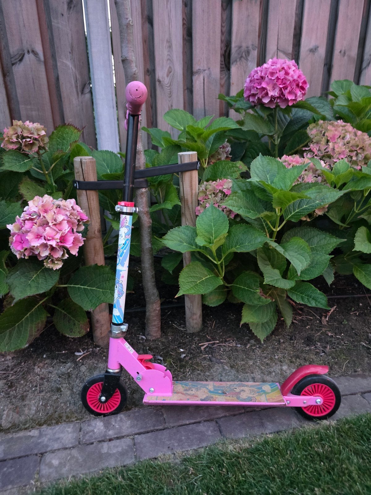 Leuke roze step voor kinderen, Fietsen en Brommers, Steps, Ophalen, Gebruikt, Gewone step