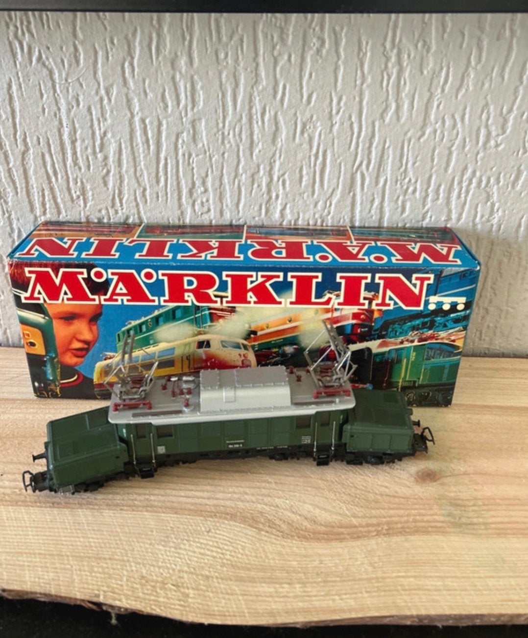 Märklin HAMO 8322  Elektrische loc BR 194 "Duitse Krokodil", Hobby en Vrije tijd, Wisselstroom, Locomotief, Verzenden, Zo goed als nieuw