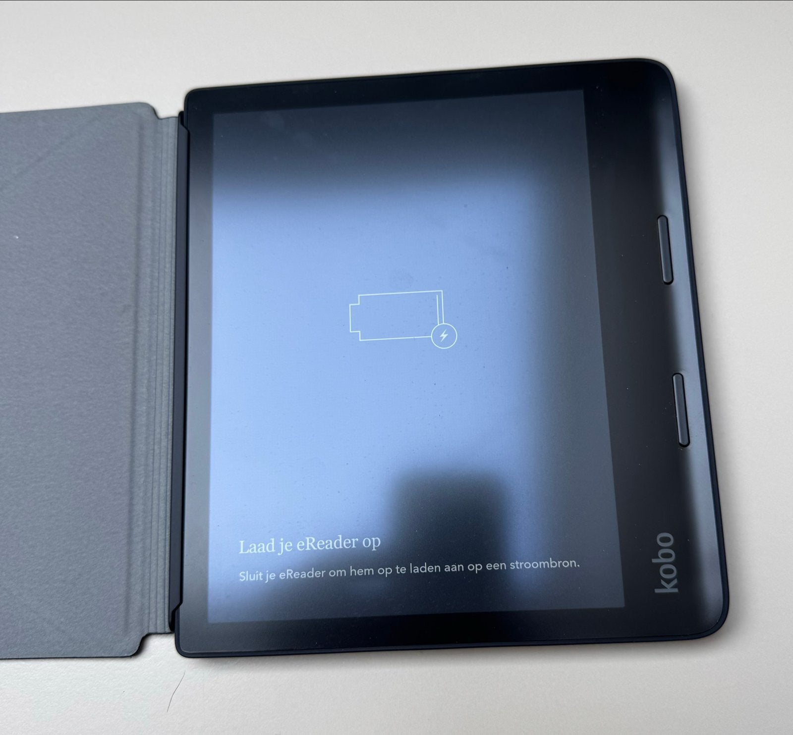 Kobo Sage eReader met hoes - Zo goed als nieuw, Computers en Software, Bluetooth, Ophalen of Verzenden, Zo goed als nieuw, 10 inch of meer
