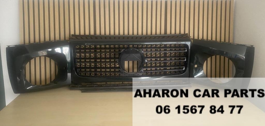 W463 W465 Grill met Koplampframes Links Rechts G klasse 943, Gebruikt, Ophalen of Verzenden