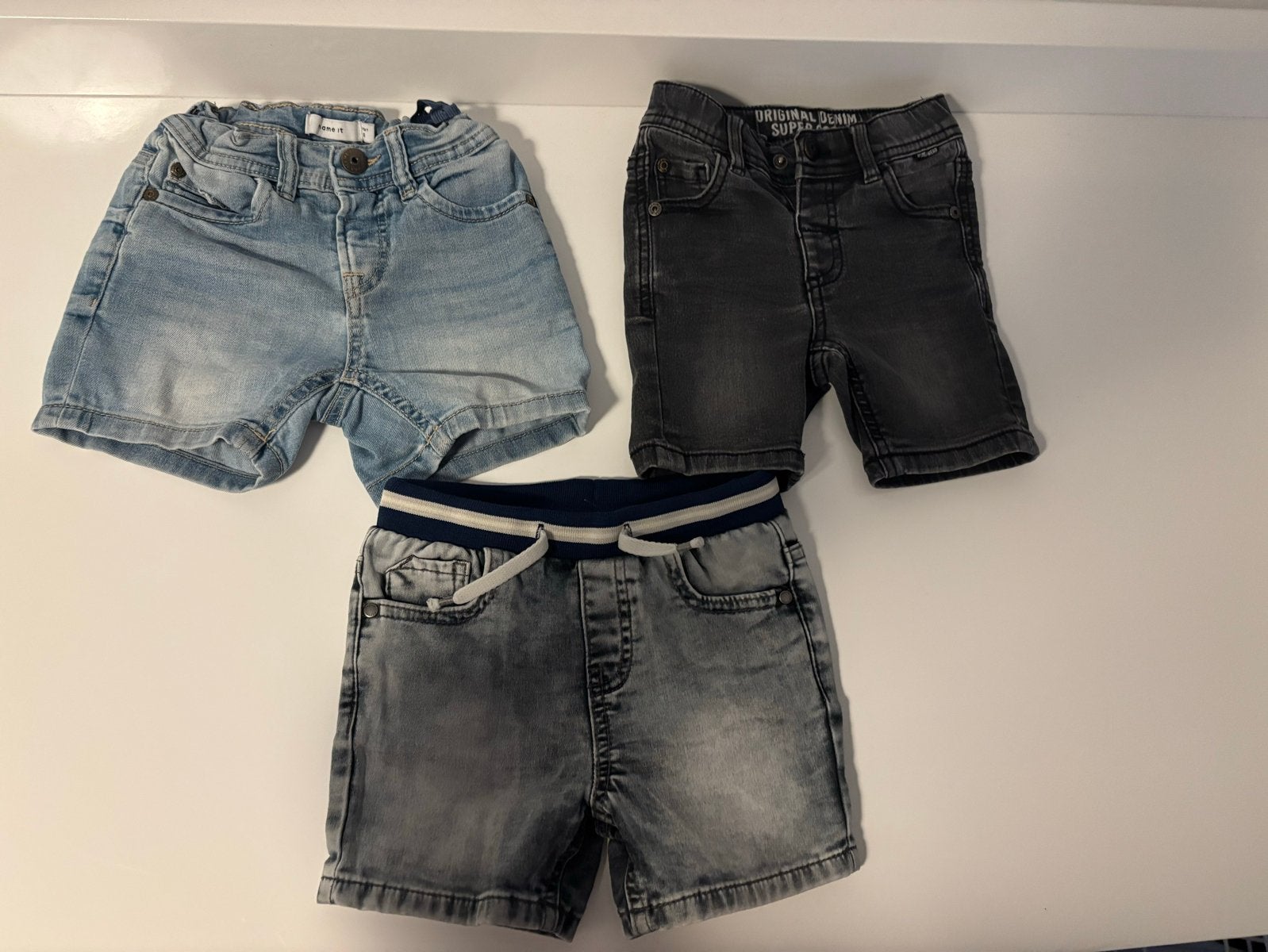 Set van 3 korte spijkerbroeken, Ophalen of Verzenden, Gebruikt, Jongetje, Broekje