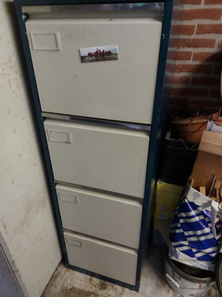 Gratis archiefkast ophalen in Almere, Ophalen, Minder dan 50 cm, 100 tot 150 cm, Metaal