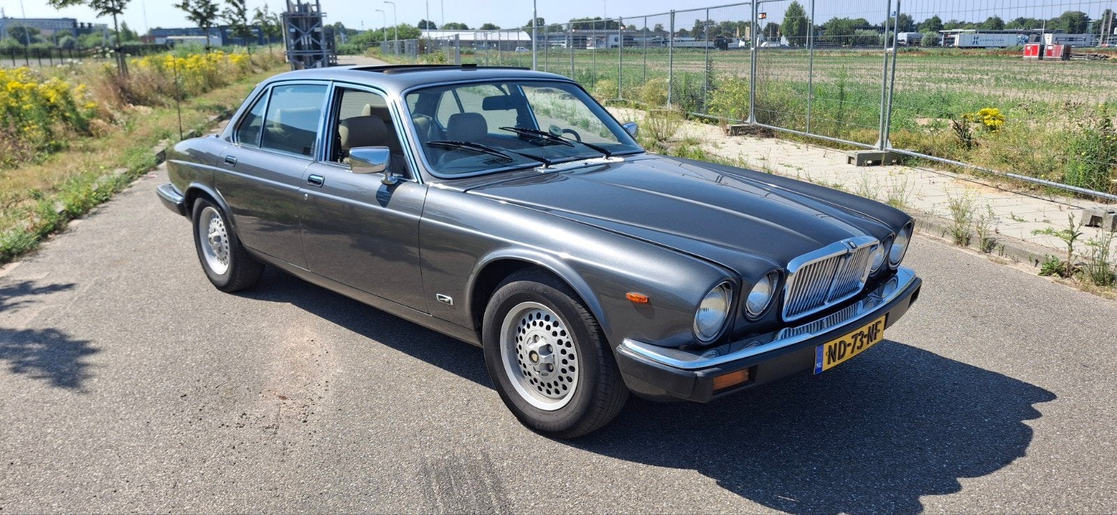 Jaguar Sovereign