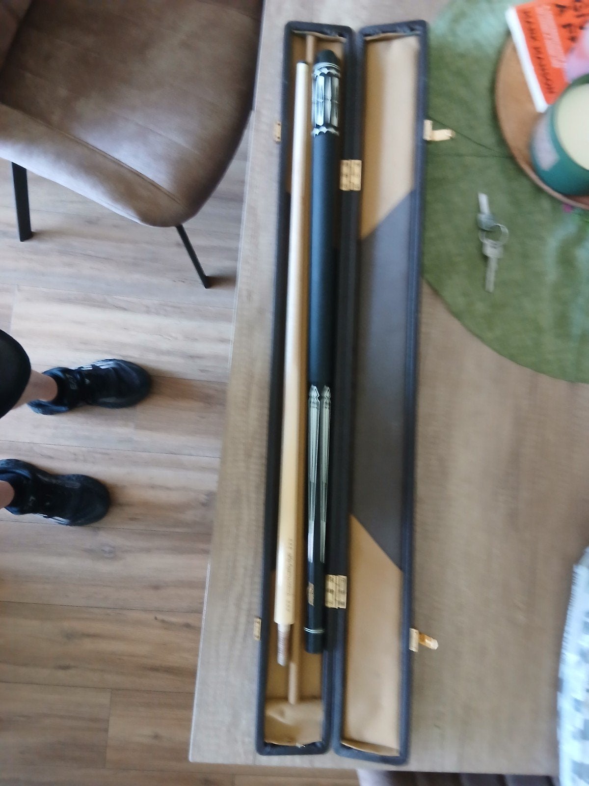 Biljartkeu met koffer - Premium Durability Shaft, Sport en Fitness, Ophalen, Gebruikt, Keu of Ballen