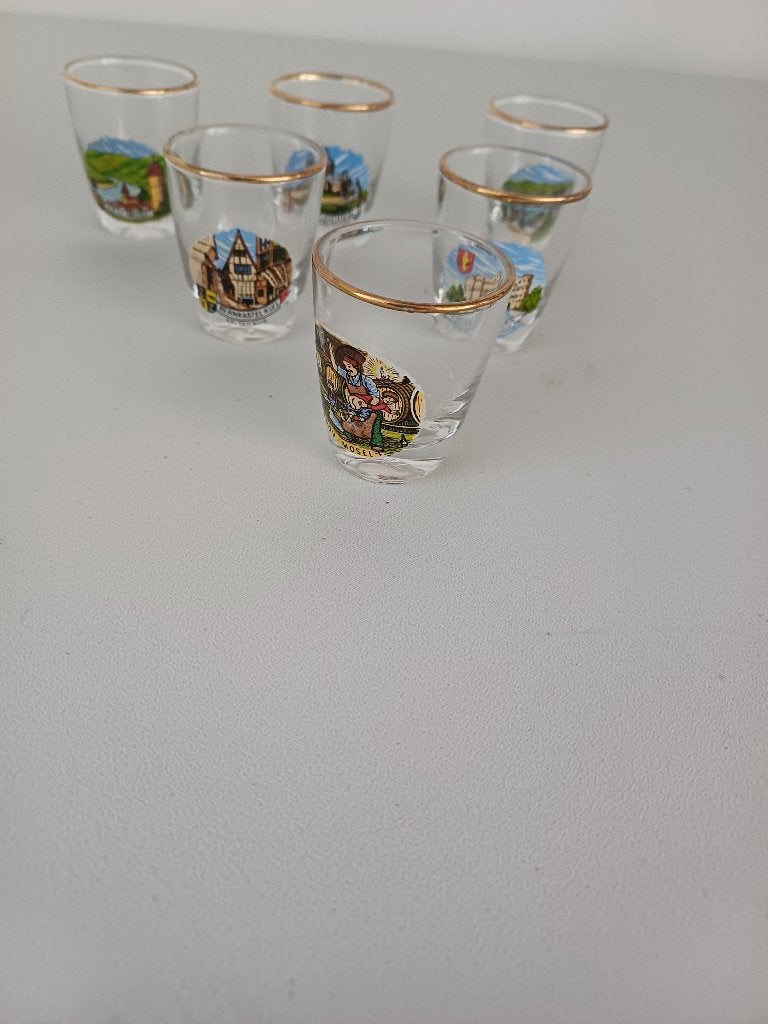 Borrelglaasjes 6x moezel, Ophalen, Zo goed als nieuw, Borrel- of Shotglas