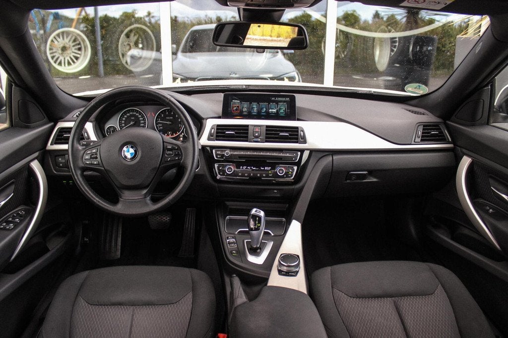 BMW 3-serie Gran Turismo 320i F34 Executive Facelift | 184 p, Auto's, Automaat, 1998 cc, Gebruikt, 4 cilinders