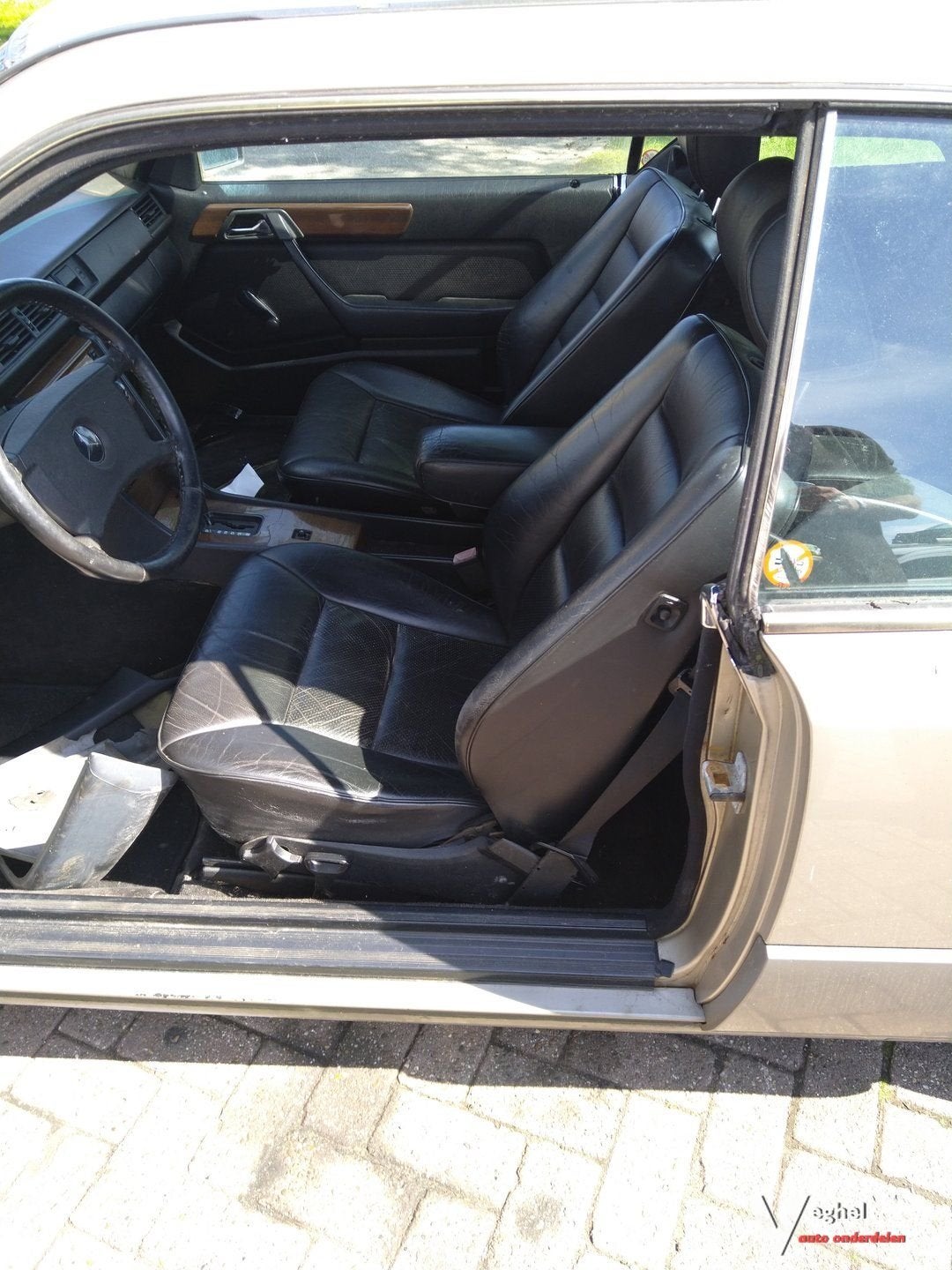 mercedes w124 300ce in onderdelen