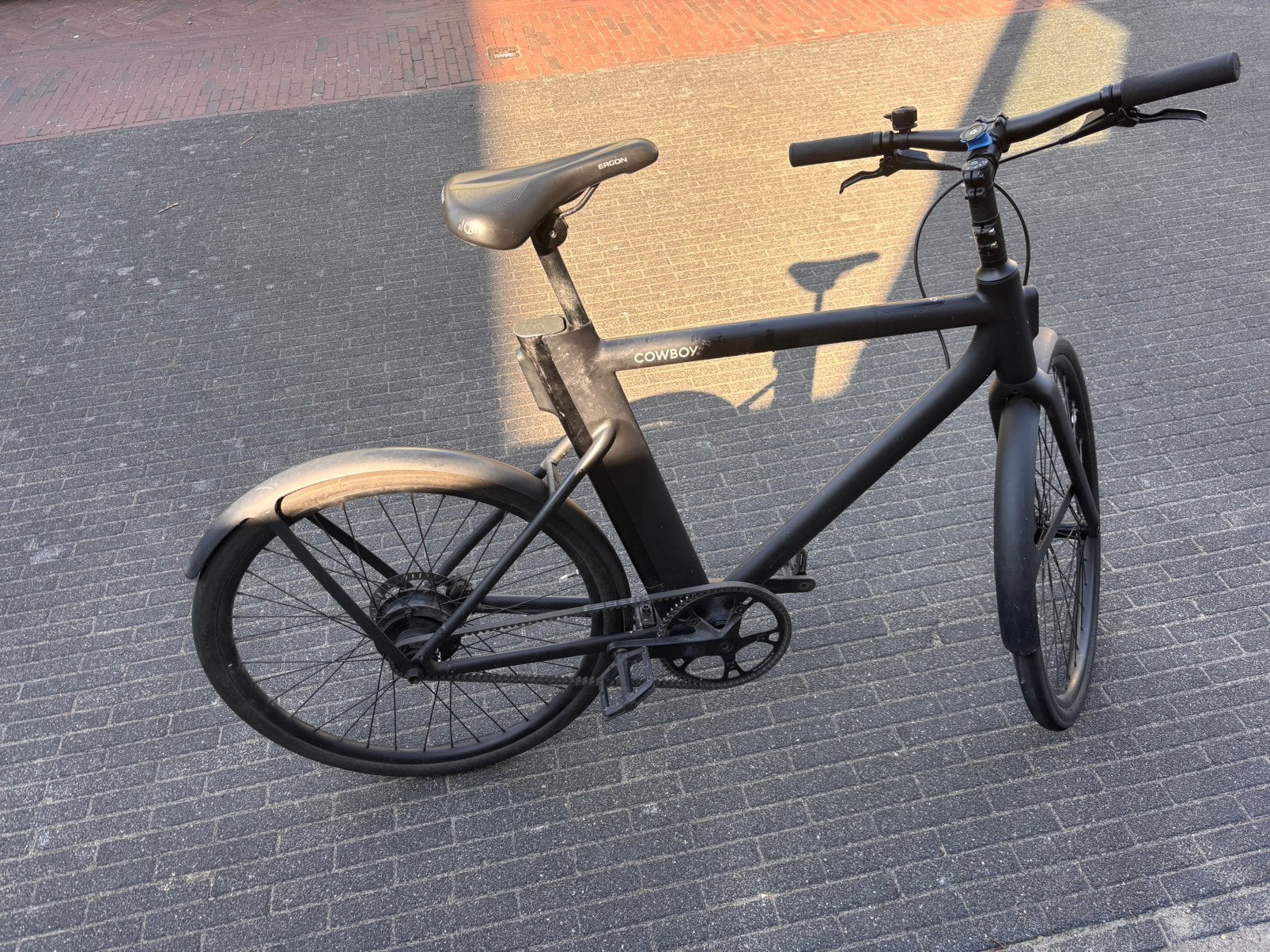 Cowboy C3, Fietsen en Brommers, Ophalen, Minder dan 30 km per accu, Gebruikt, 55 tot 59 cm