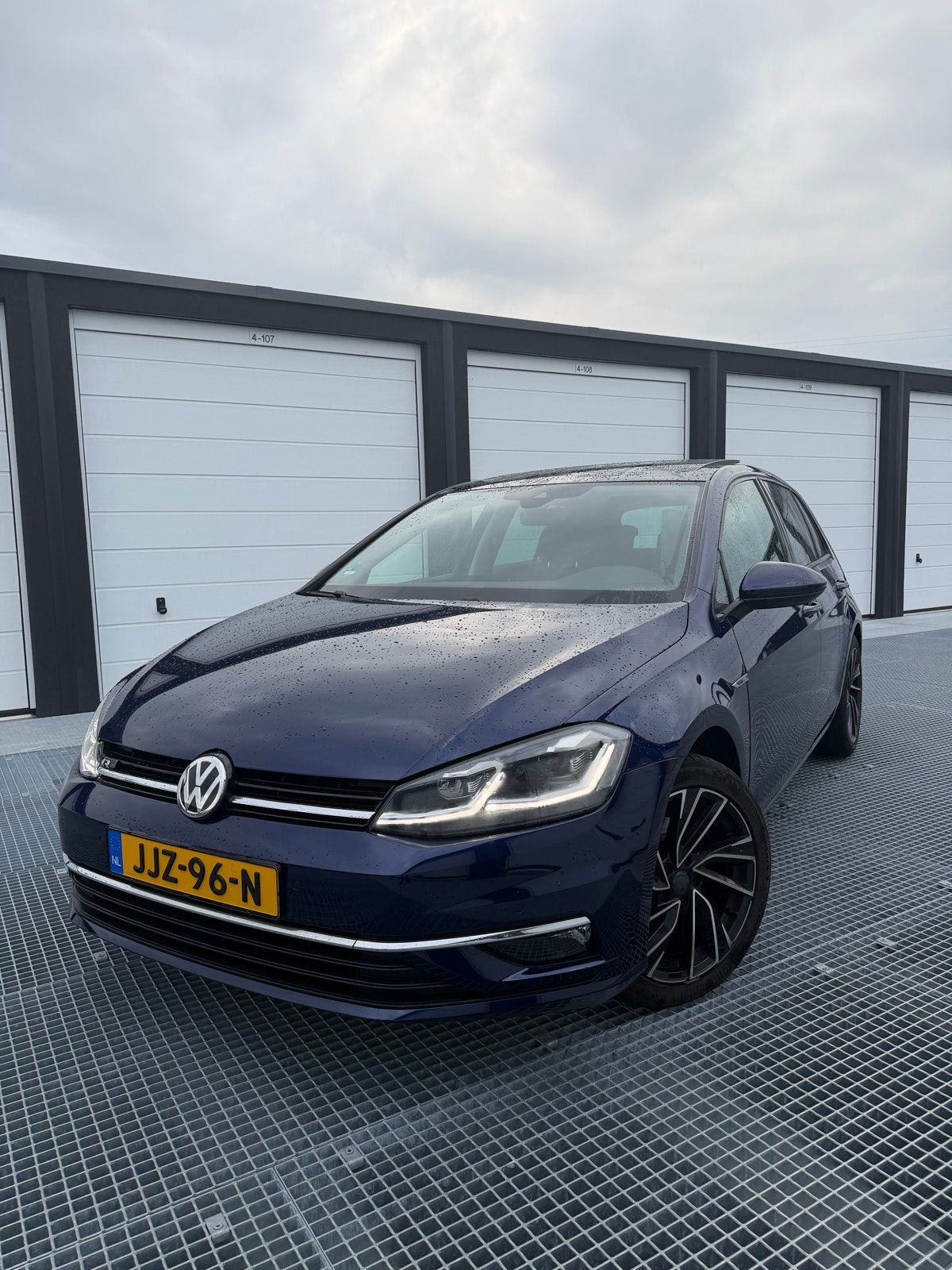 Volkswagen Golf 1.4 TSI R-Line 110KW 5D DSG 2017 Blauw, Auto's, Zwart, 4 cilinders, Blauw, 1202 kg