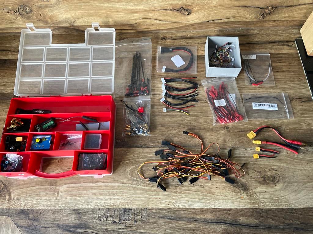 Diverse RC toebehoren, kabels, connectoren, ontvanger, Ophalen of Verzenden, Gebruikt