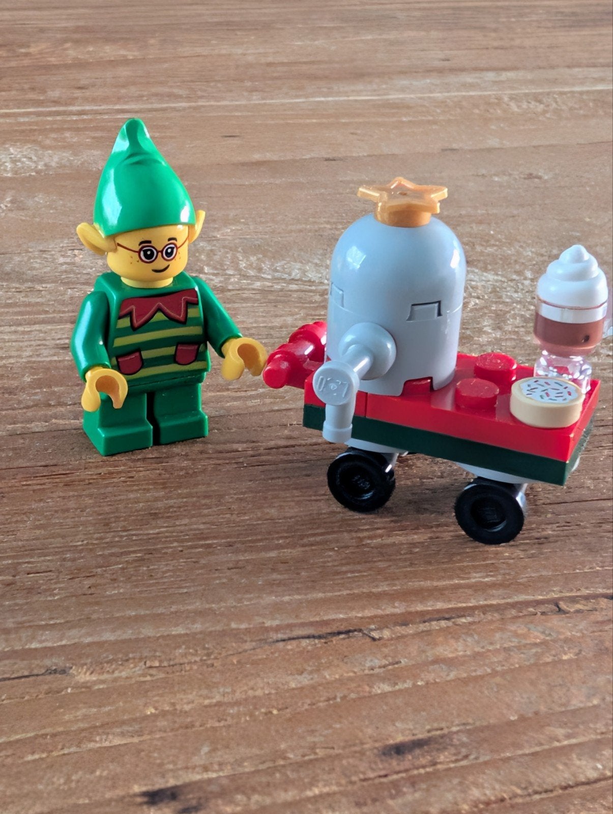 Lego Minifigures kerst/ hersteld met accessoires, Lego, Nieuw, Ophalen of Verzenden, Minifiguur