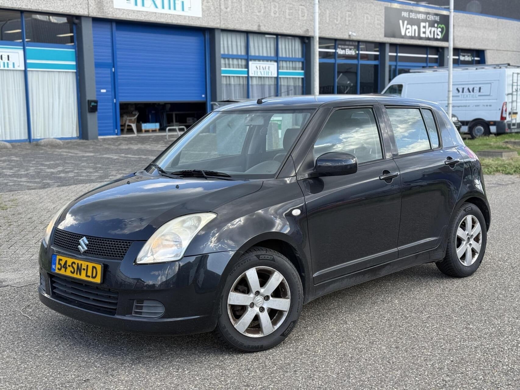 Suzuki Swift 1.3 GA 5-DRS Airco Aux Lage KM Org NL, Auto's, Voorwielaandrijving, 965 kg, Origineel Nederlands, Bedrijf