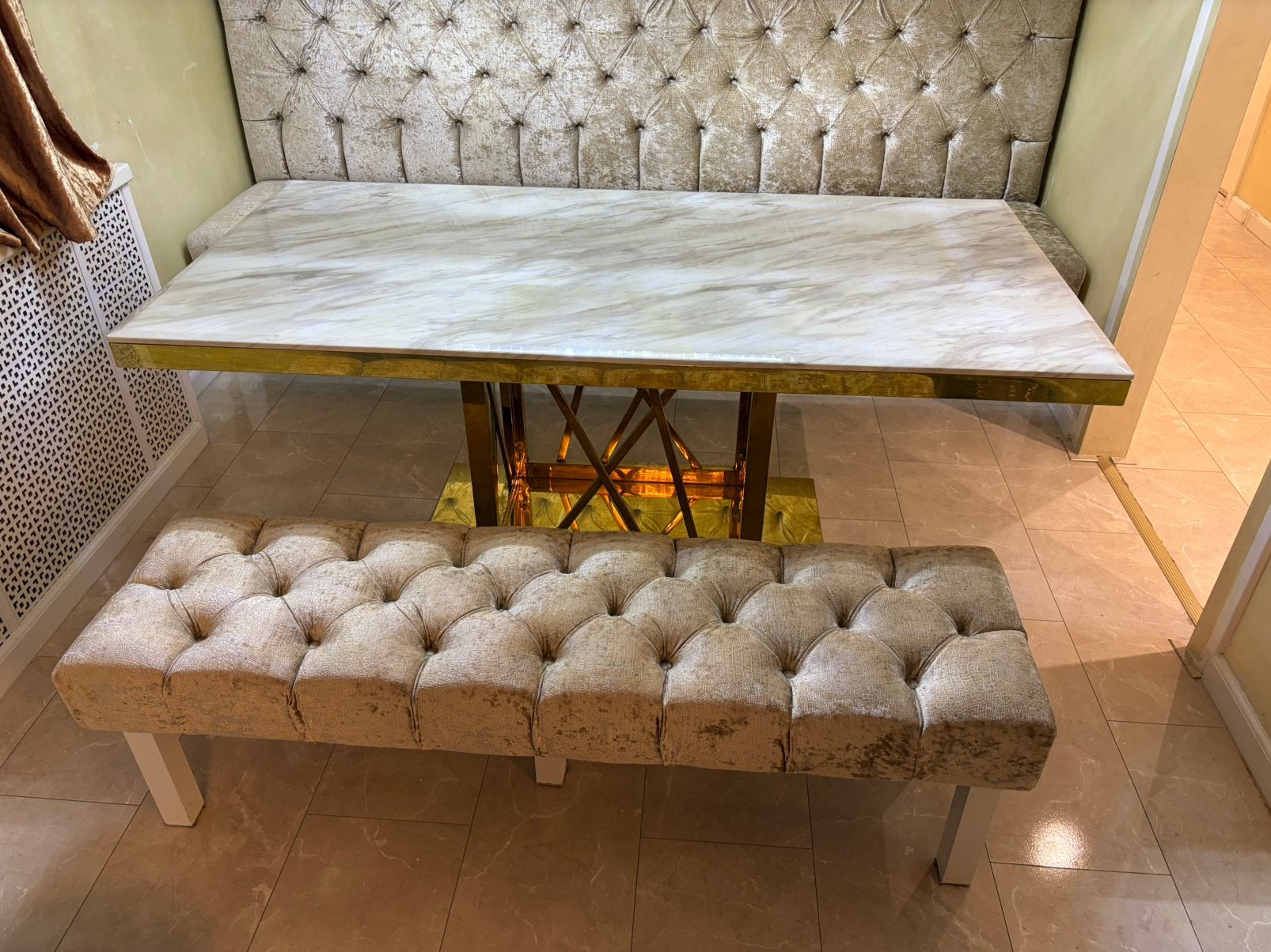 Luxe eetkamer zithoek met marmeren tafel – Eric Kuster stijl, Huis en Inrichting, Ophalen, Overige materialen, Zo goed als nieuw