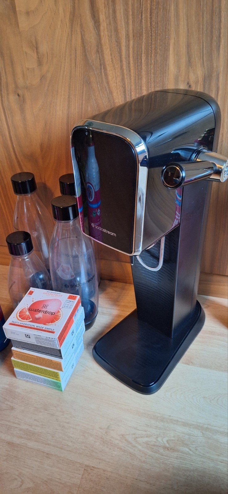 Luxe Sodastream met toebehoren, Ophalen of Verzenden, Zo goed als nieuw