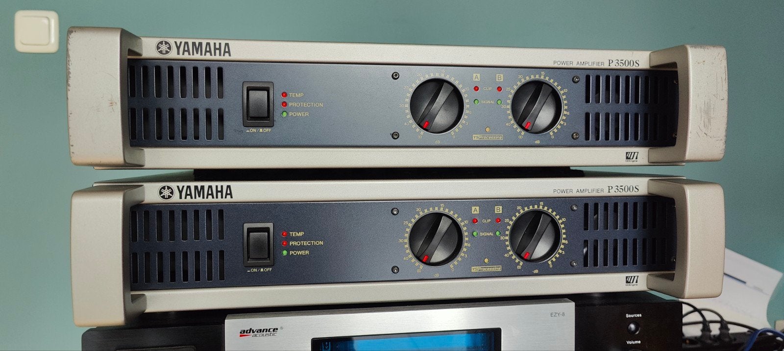 2 Yamaha P3500S eindversterkers, Ophalen, P.A.