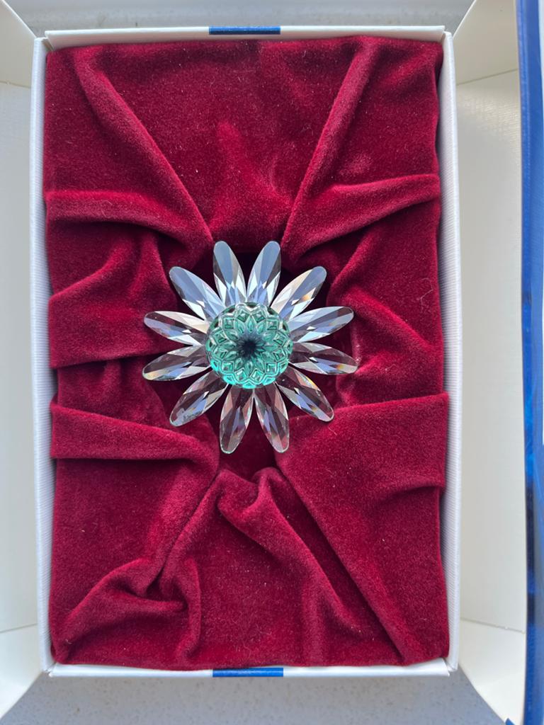 Swarovski Margriet Groen 2001 Kristal Bloem Figuur, Ophalen of Verzenden, Zo goed als nieuw, Figuurtje